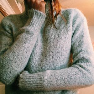 BRANDY MELVILLE sweater